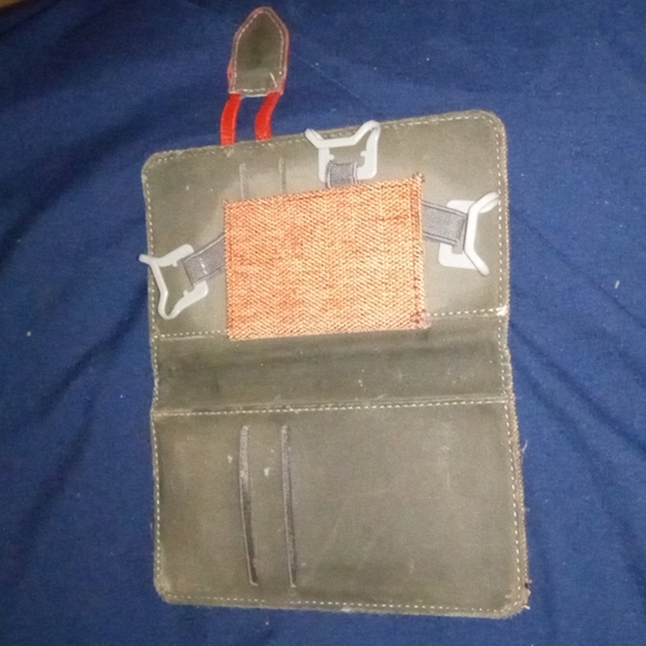 Phone case - Picture 6 of 9